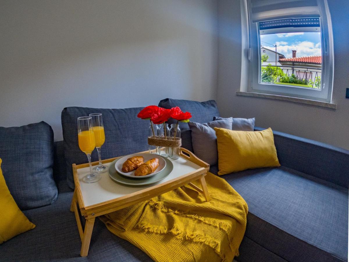 Deluxe Apartment And Studio "Nona Fa" Fiume Esterno foto