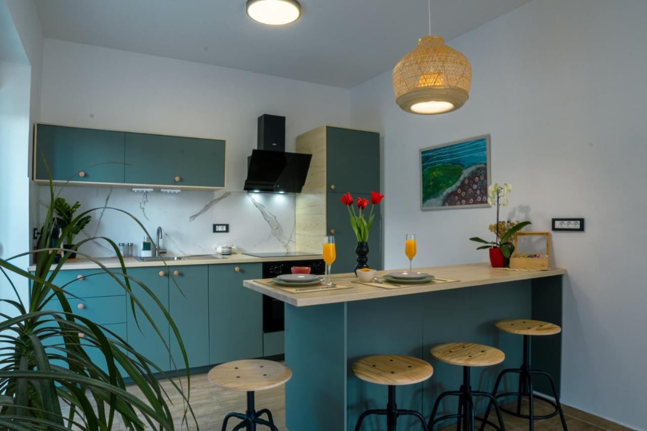 Deluxe Apartment And Studio "Nona Fa" Fiume Esterno foto